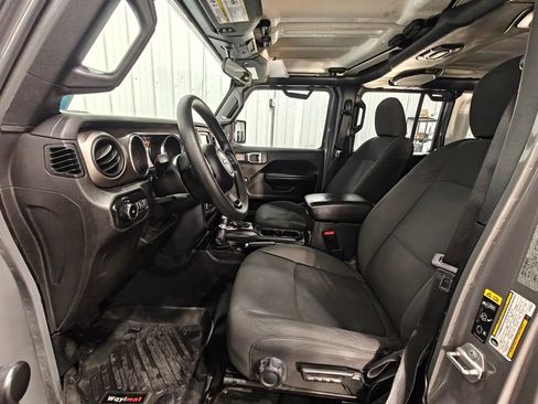 Used 2020 Jeep Wrangler Unlimited Sport image 22