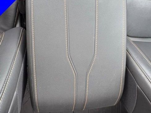 Used 2020 Chevrolet Traverse RS AWD/4WD image 23