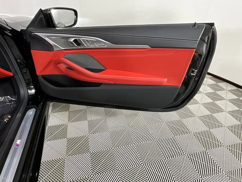 Used 2025 BMW 840i Convertible w/ M Sport Professional Package image 18