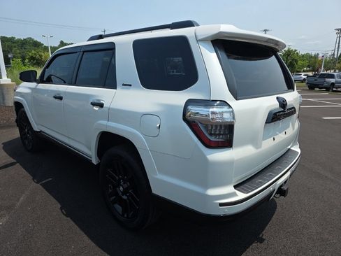 Used 2019 Toyota 4Runner Limited AWD/4WD image 4