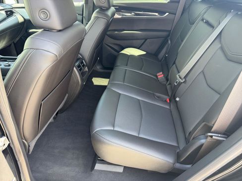 Certified 2023 Cadillac XT5 Premium Luxury AWD/4WD image 17