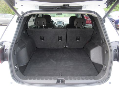 Used 2018 Chevrolet Equinox LT FWD image 31