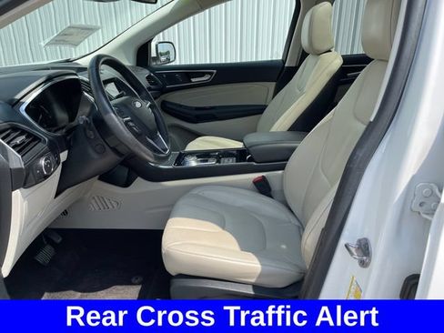 Used 2020 Ford Edge Titanium AWD/4WD image 9