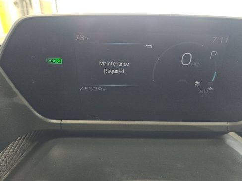 Used 2023 Subaru Solterra AWD image 2