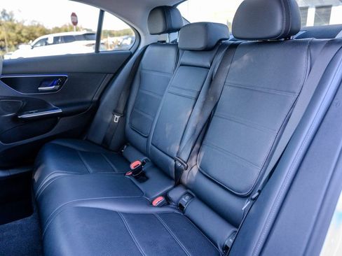 Used 2022 Mercedes-Benz C 300 Sedan image 19