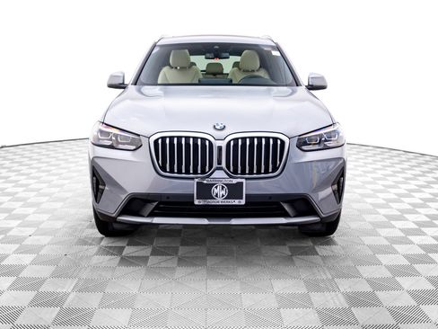 Used 2024 BMW X3 xDrive30i w/ Premium Package AWD/4WD image 9