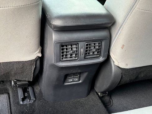 Used 2025 Toyota RAV4 XLE FWD image 15