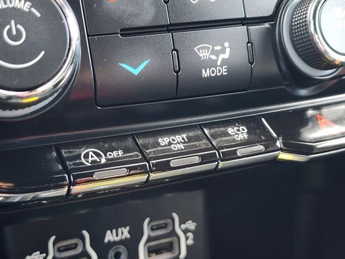 Used 2024 Dodge Durango GT image 29