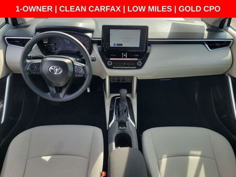 Used 2025 Toyota Corolla Cross L FWD image 9