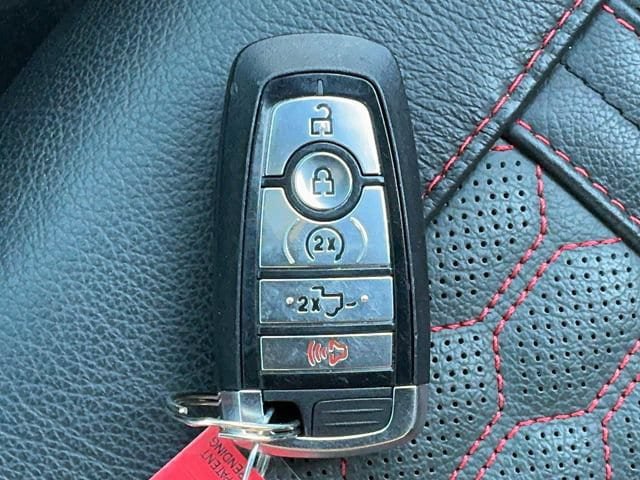 Used 2025 Ford F150 Lariat w/ Equipment Group 501A Mid AWD/4WD image 32