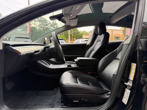 Used 2021 Tesla Model 3 Standard Range Plus RWD image 23