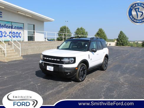 New 2025 Ford Bronco Sport Outer Banks w/ Outer Banks Tech Package+ AWD/4WD image 1