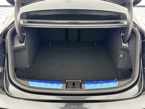 Used 2025 Porsche Taycan image 26