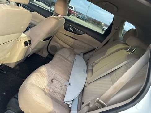 Used 2018 Nissan Rogue SV w/ Premium Package image 19