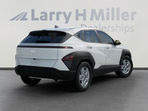 New 2026 Hyundai Kona SE FWD image 4