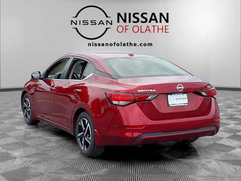 Used 2024 Nissan Sentra SV FWD image 3