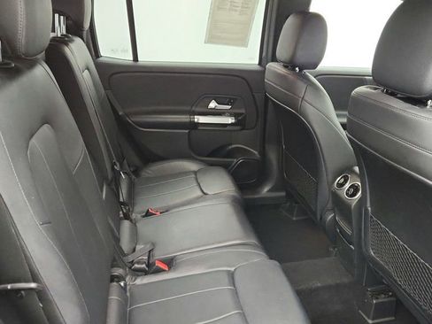 Used 2020 Mercedes-Benz GLB 250 GLB 250 4MATIC SUV w/ Premium Package image 22