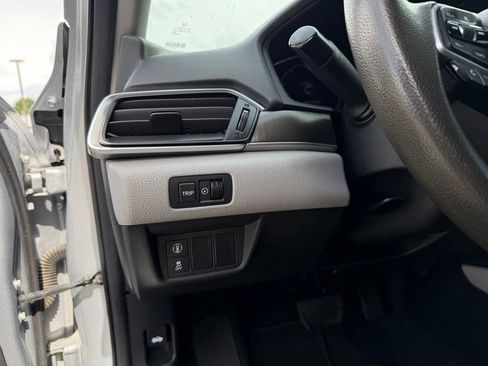 Used 2019 Honda Accord LX image 13