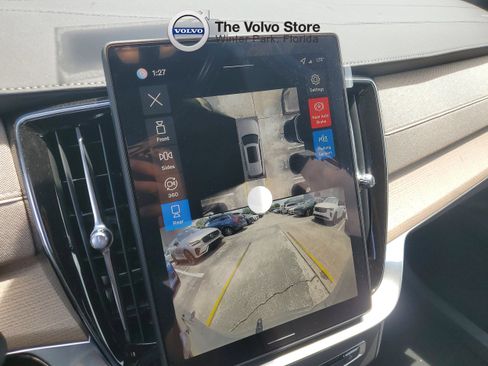 Used 2026 Volvo XC90 B6 Plus w/ Protection Package Premier AWD/4WD image 24