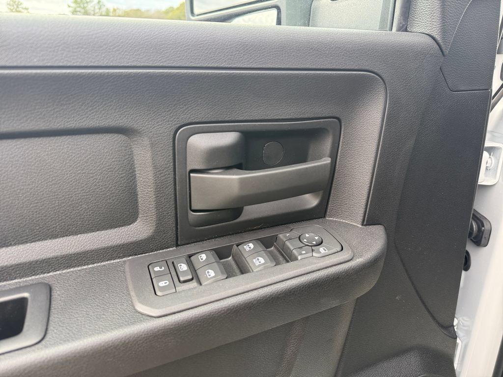 New 2026 RAM 2500 Tradesman AWD/4WD image 18