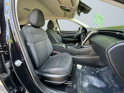 Used 2024 Hyundai Tucson SE FWD image 15