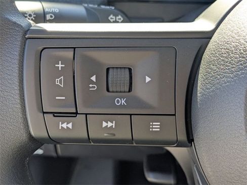 New 2026 Nissan Kicks SV image 17