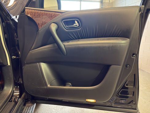 Used 2019 Nissan Armada SL w/ Premium Package AWD/4WD image 23