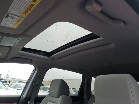 Used 2019 Honda CR-V EX image 17