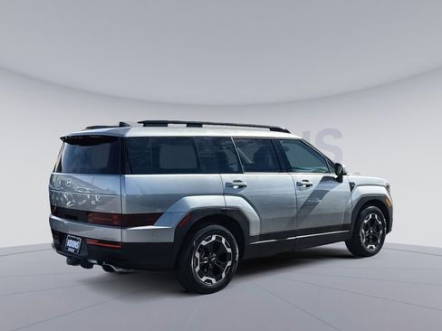 Used 2025 Hyundai Santa Fe SEL image 7