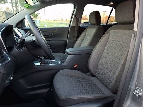 Used 2024 Chevrolet Equinox LT FWD image 14