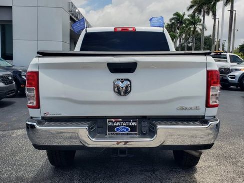 Used 2021 RAM 2500 Tradesman w/ Chrome Appearance Group AWD/4WD image 6