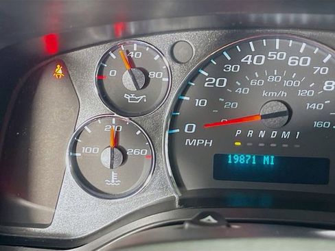 Used 2020 Chevrolet Express 2500 w/ Driver Convenience Package RWD image 13