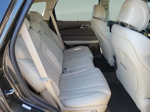 Used 2024 Genesis GV80 3.5T w/ Advanced Package image 11