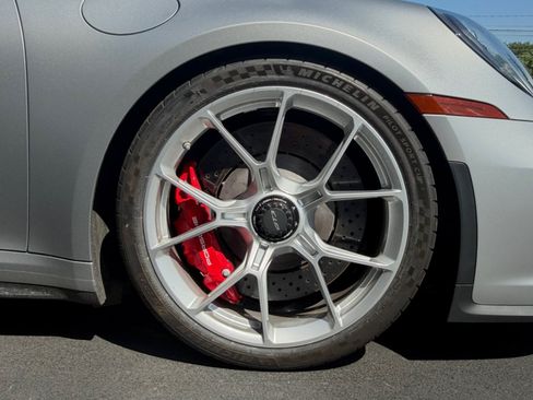 Certified 2022 Porsche 911 GT3 RWD image 8