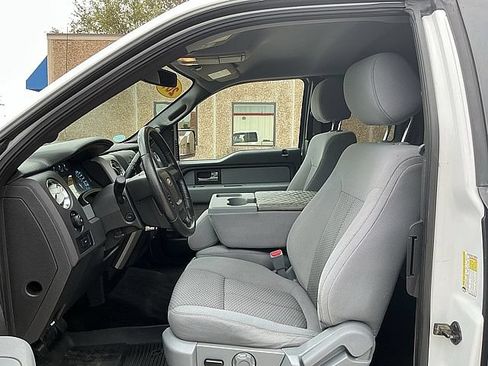 Used 2013 Ford F150 XLT w/ Mid Equipment Group RWD image 17