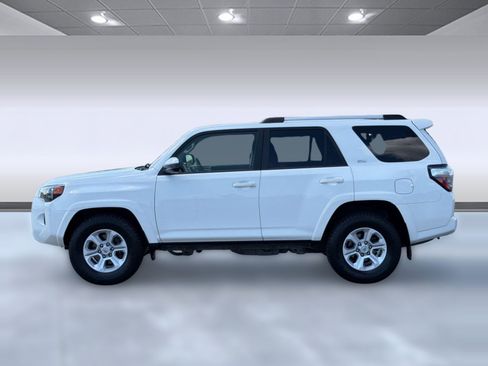 Used 2023 Toyota 4Runner SR5 RWD image 2
