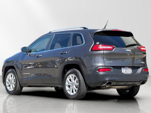 Used 2015 Jeep Cherokee Latitude w/ Comfort/Convenience Group image 5