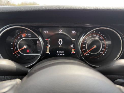 Used 2020 Jeep Wrangler Unlimited Sport AWD/4WD image 12