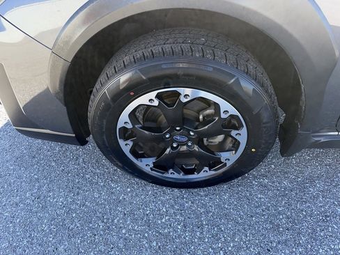 Used 2023 Subaru Crosstrek 2.0i image 12