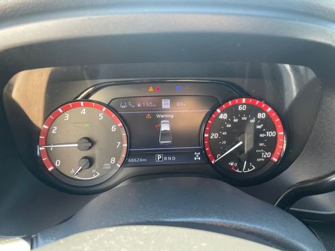 Used 2021 Nissan Titan PRO-4X w/ Pro-4x Convenience Package image 29