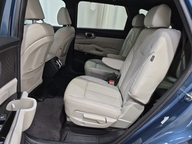 Certified 2025 Kia Sorento SX Prestige AWD/4WD image 13