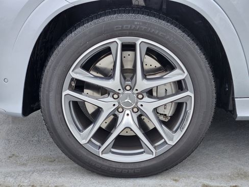 Certified 2025 Mercedes-Benz GLE 53 AMG 4MATIC image 12