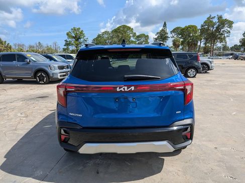 Certified 2024 Kia Seltos S AWD/4WD image 7
