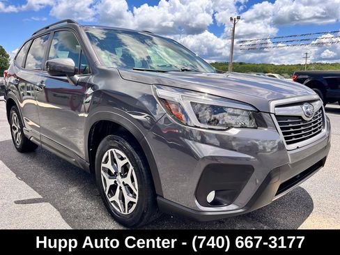 Used 2021 Subaru Forester Premium AWD/4WD image 3