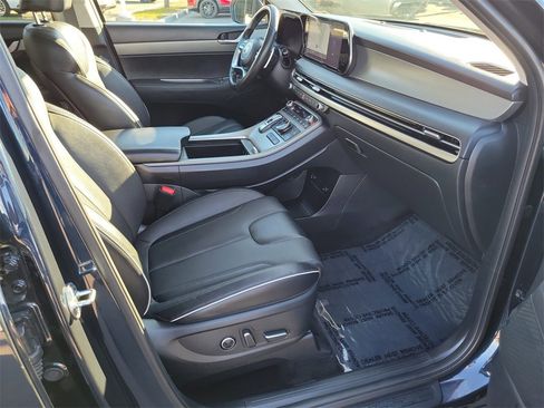 Used 2024 Hyundai Palisade SEL image 16