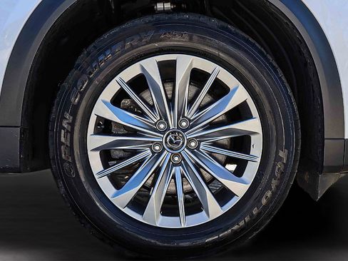 Used 2024 MAZDA CX-90 Plug-In Hybrid w/ Preferred AWD/4WD image 28
