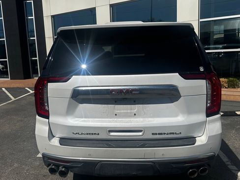 Used 2022 GMC Yukon Denali w/ Max Trailering Package image 3