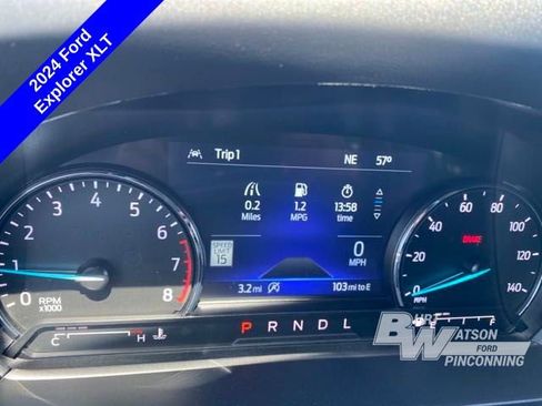 New 2024 Ford Explorer XLT w/ Equipment Group 202A AWD/4WD image 17