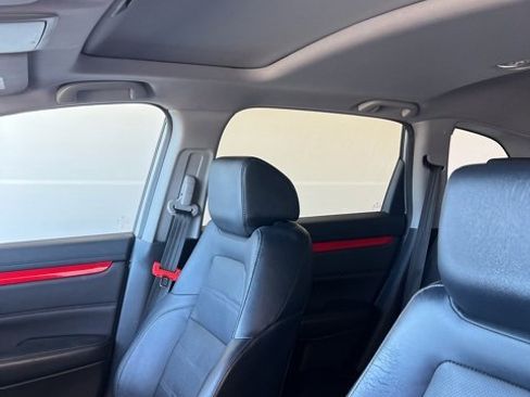 Used 2017 Honda CR-V Touring image 12