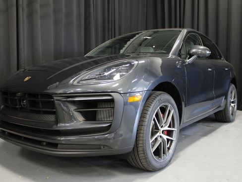 New 2026 Porsche Macan S image 7